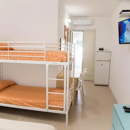 Adriatico Aparthotel 3*