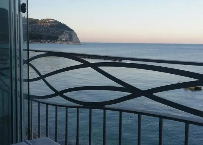 Adriatico アパートホテル 3*