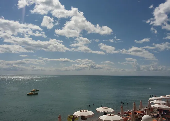 アパートホテル Adriatico