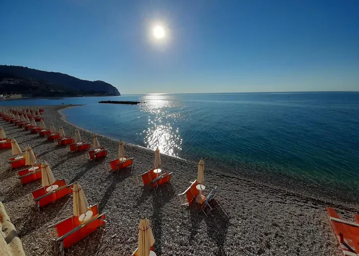 Adriatico アパートホテル 3*